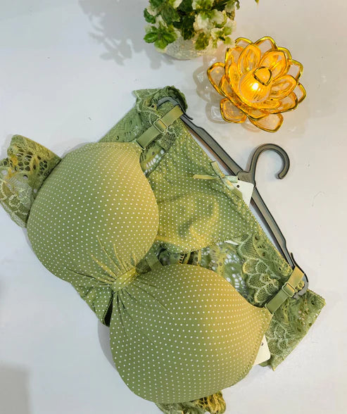 Bra Panty Set with Mid Style